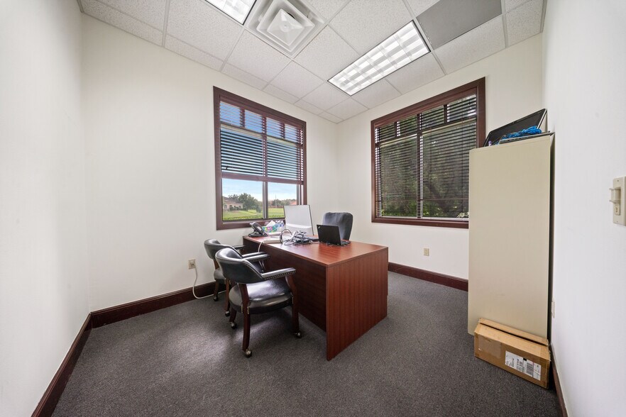 More Photos Of 4610 Riverstone Blvd, Missouri City Medical For Sale