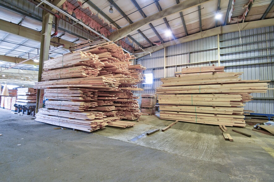 More Photos Of 98 US Highway 101 Hwy, Hoquiam Lumberyard For Sale