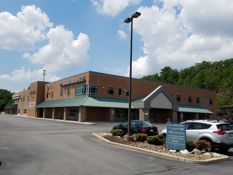 More Photos Of 1000 Meade St, Dunmore Medical For Lease