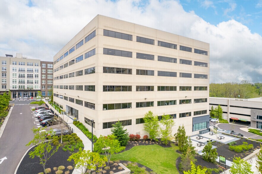 More Photos Of 150 Monument Rd, Bala Cynwyd Office For Lease