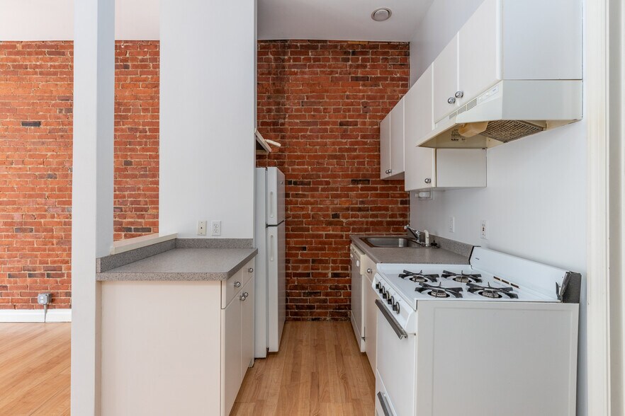 More Photos Of 158 Park St, Buffalo Apartments For Sale