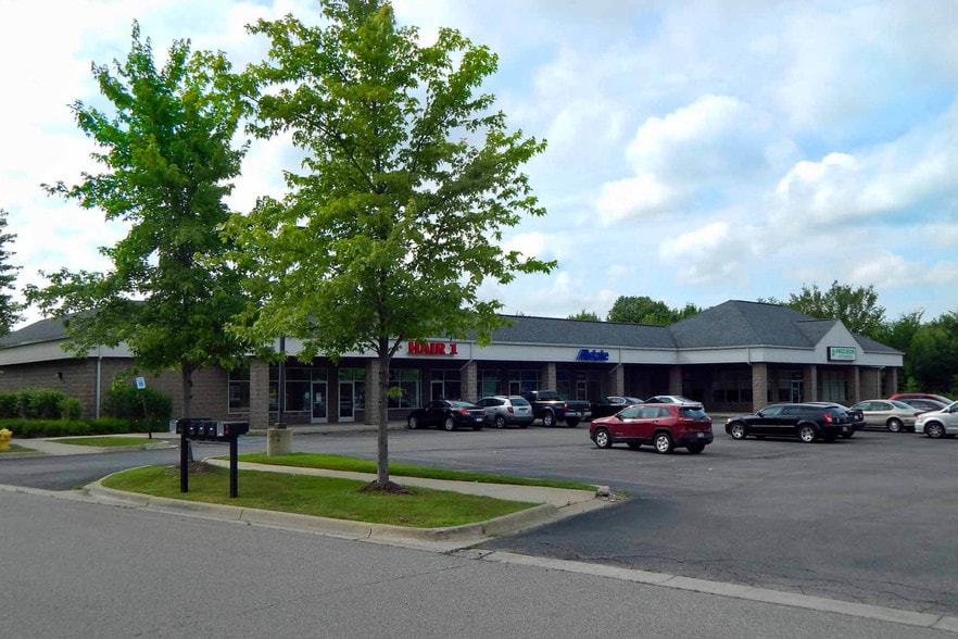 Primary Photo Of 25727-25755 Telegraph Rd, Brownstown Storefront For Lease