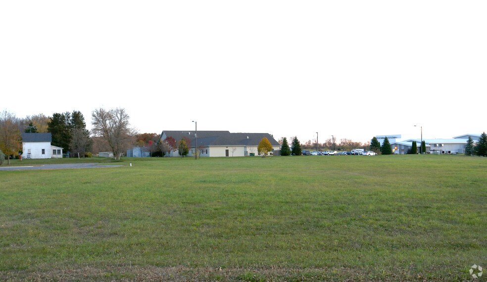 More Photos Of Highway 55 @ Co Rd 35, Annandale Land For Sale