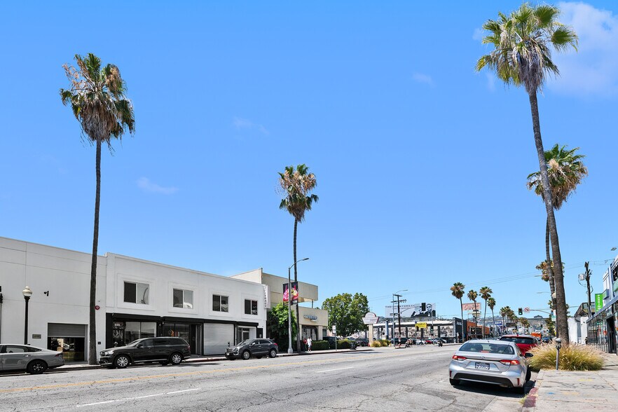 More Photos Of 355-359 N Fairfax Ave, Los Angeles Storefront Retail Office For Lease