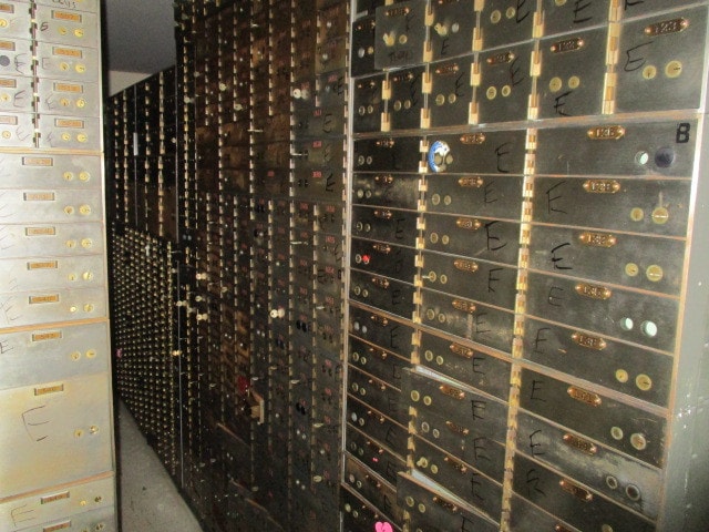 More Photos Of 12300 Morang Rd, Detroit Bank For Sale