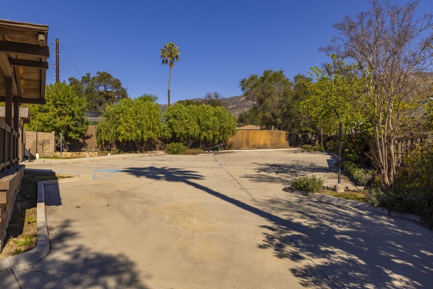 More Photos Of 502 W Ojai Ave, Ojai General Retail For Sale