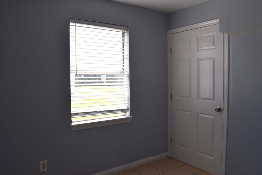 More Photos Of 904 Beverly Ave, Pasadena Apartments For Sale