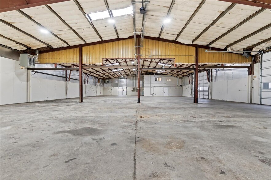 More Photos Of 1208 Madison Ave, Nampa Unknown For Lease