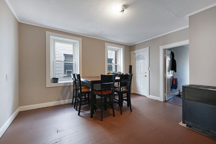 More Photos Of 110-114 County St, New Bedford Storefront Retail Residential For Sale