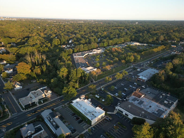 More Photos Of 507 Broad St, Shrewsbury Storefront Retail Office For Lease