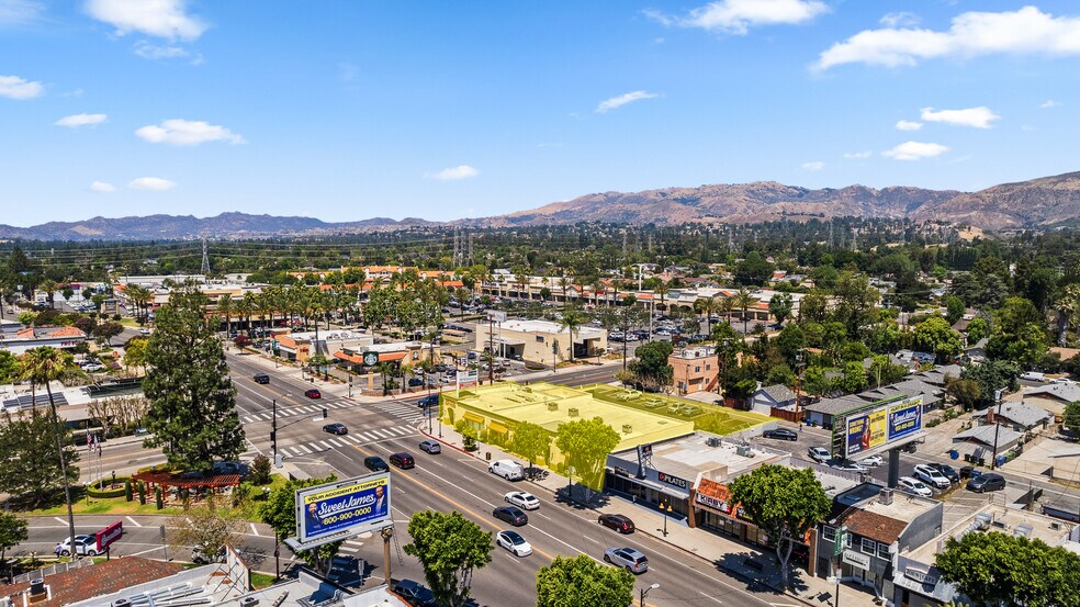 More Photos Of 17851 Chatsworth St, Granada Hills Freestanding For Sale