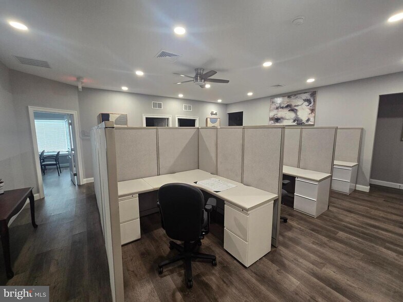 More Photos Of 133 N Broadway, Pennsville Office For Sale