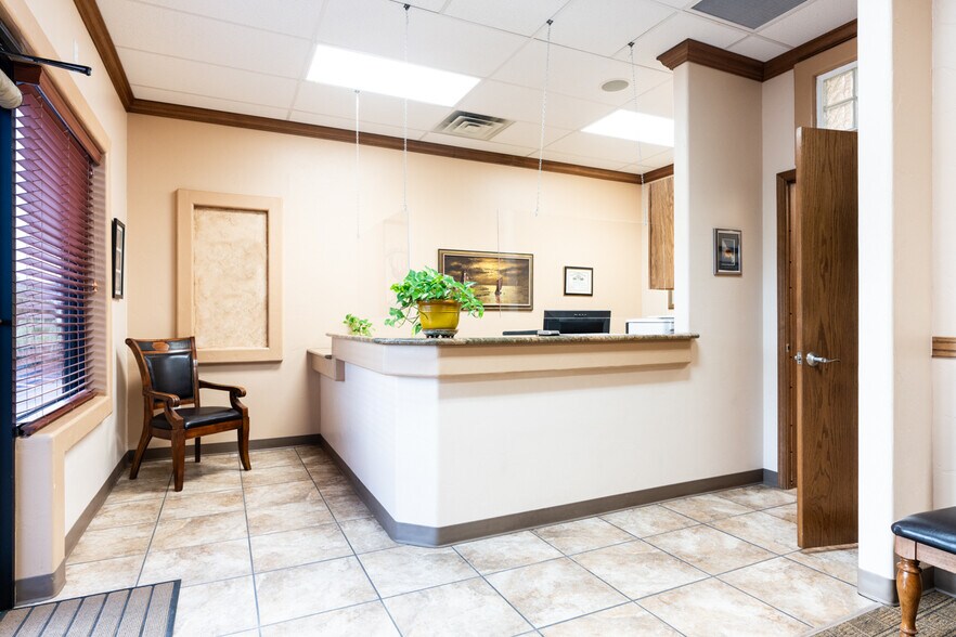 More Photos Of 2472 Patterson Rd, Grand Junction Storefront Retail Office For Sale