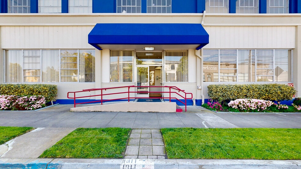 More Photos Of 1311-1425 63rd St, Emeryville Distribution For Lease