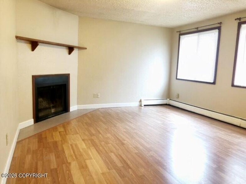 More Photos Of 3217 Oregon Dr, Anchorage Apartments For Sale