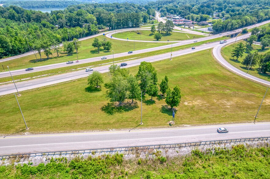 More Photos Of 801 Larry Byrd Rd, Kingston Light Distribution For Sale