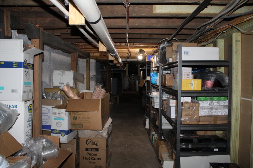 More Photos Of 402 1/2 N 2nd St, Richmond Storefront Retail Residential For Sale