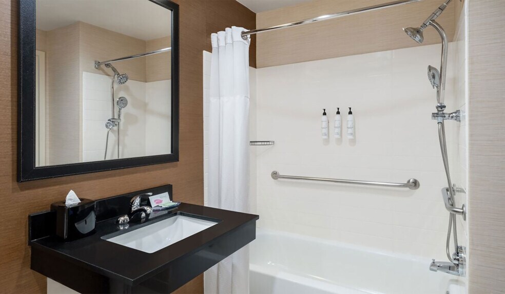 More Photos Of 13851 E Harvard Ave, Aurora Hotel For Sale
