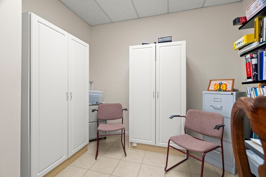 More Photos Of 10333 Seminole Blvd, Largo Office For Sale