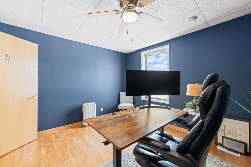 More Photos Of 28916 Euclid Ave, Wickliffe Office For Sale