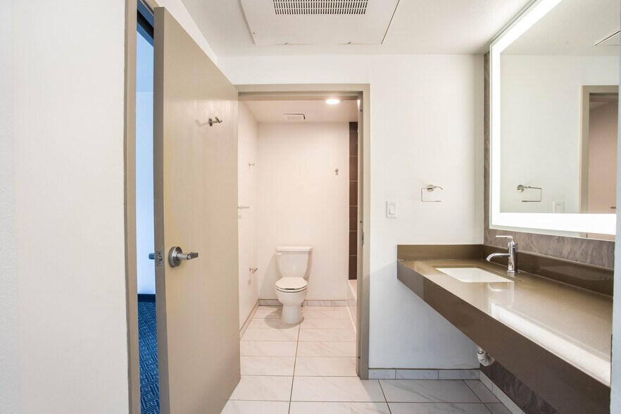 More Photos Of 11260 Point East Dr, Rancho Cordova Apartments For Sale