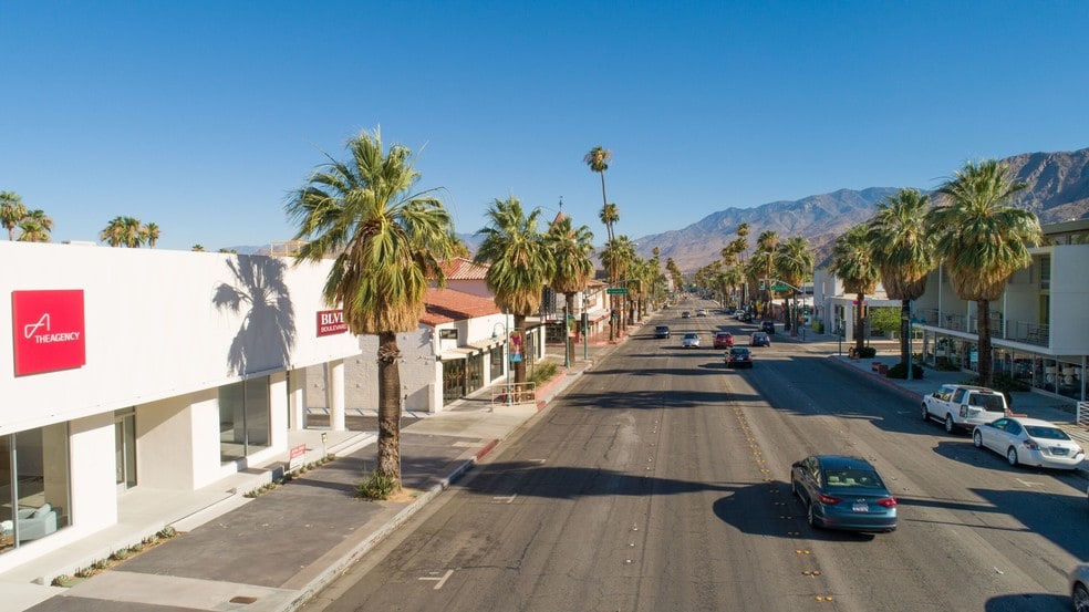 More Photos Of 830 N Palm Canyon Dr, Palm Springs Storefront Retail Office For Lease