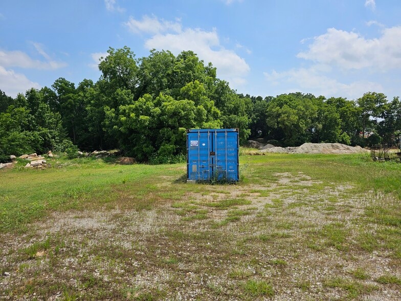 More Photos Of 1210 N 1st Ave, Durant Warehouse For Sale