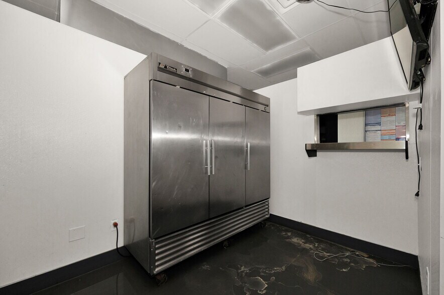 More Photos Of 8979 W Magna Main St, Magna Restaurant For Sale