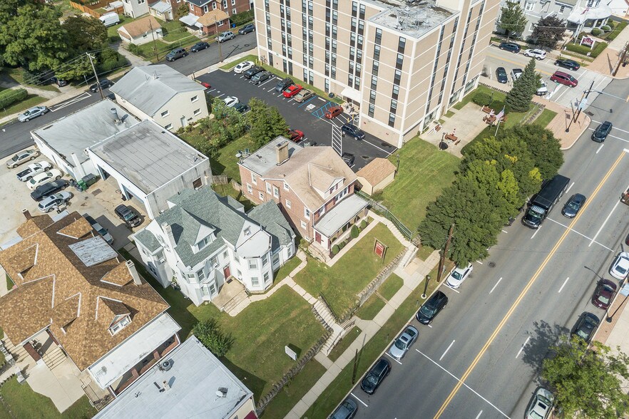 More Photos Of 214 Fayette St, Conshohocken Office Residential For Lease
