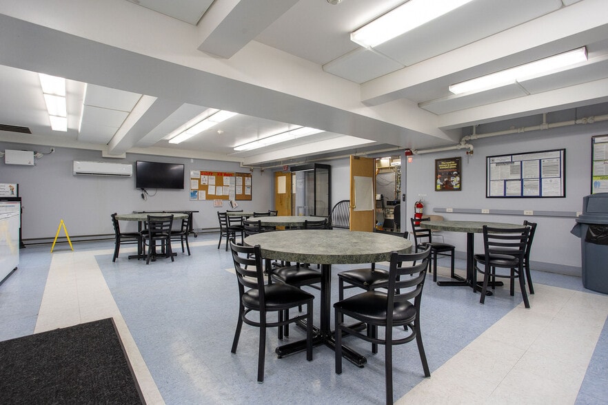 More Photos Of 119 Salisbury Rd, Sheffield Warehouse For Sale