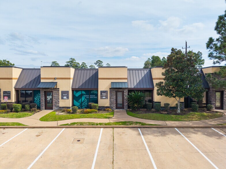 Primary Photo Of 18842 S Memorial Dr, Humble Medical For Sale