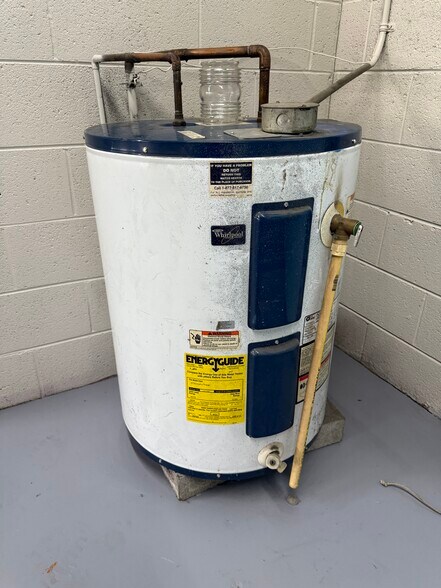 More Photos Of 2808 Virginia Ave, Collinsville Auto Repair For Sale