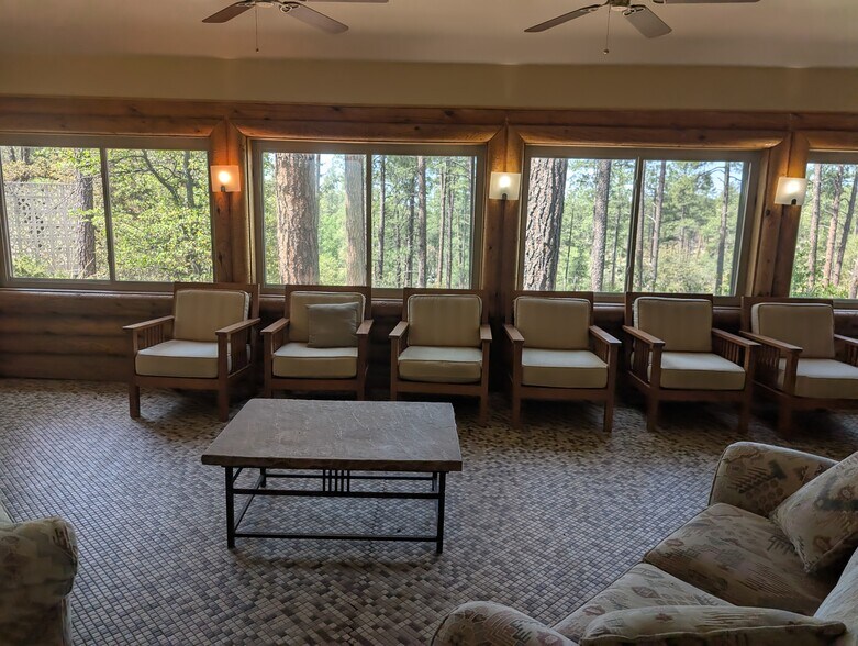 More Photos Of 101 Marapai Rd, Prescott Specialty For Sale
