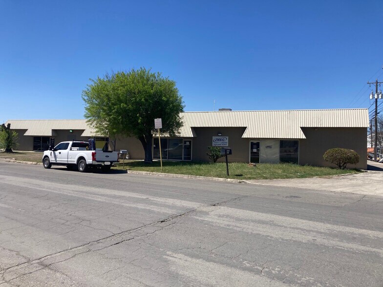 More Photos Of 4763 Broom St, San Antonio Warehouse For Lease