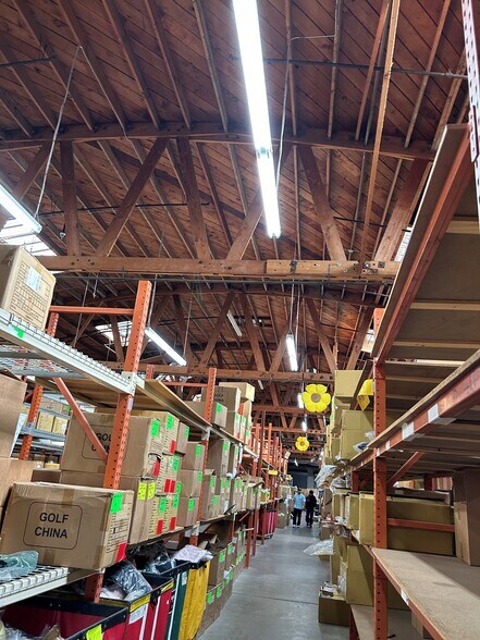 More Photos Of 3571 Hayden Ave, Culver City Warehouse For Lease