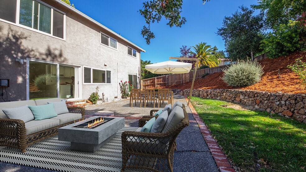 More Photos Of 1 Plata Ct, Novato Multifamily For Sale