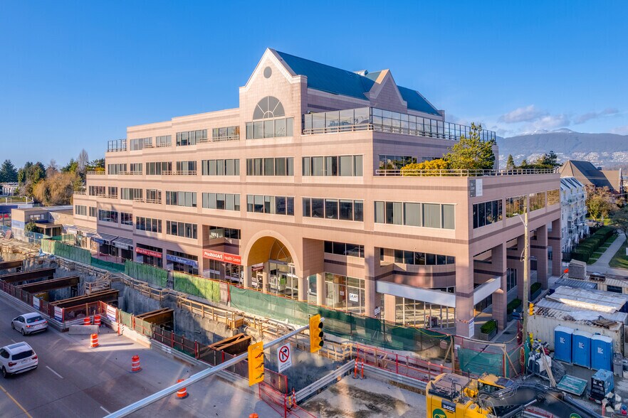 Primary Photo Of 2025 W Broadway, Vancouver Office For Lease