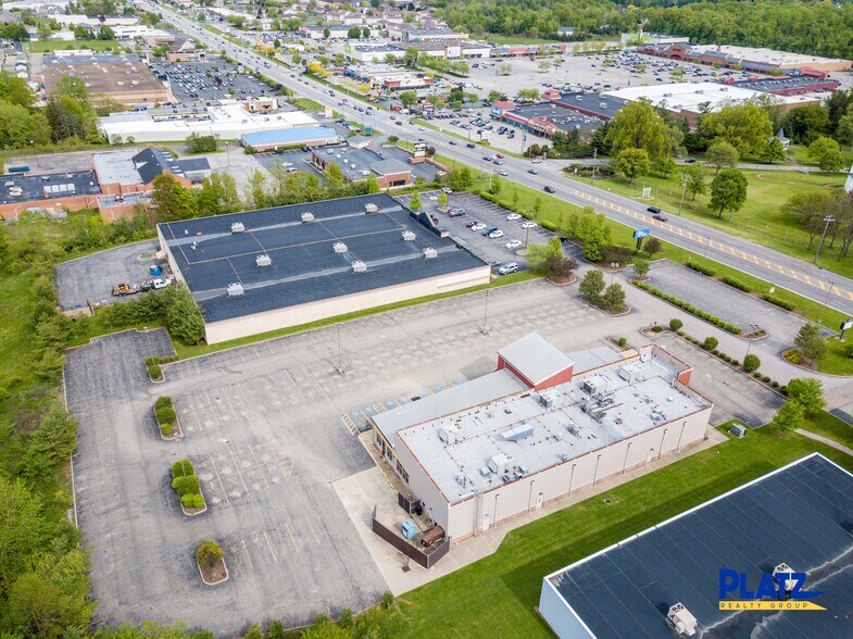 More Photos Of 320 Boardman Poland Rd, Youngstown General Retail For Sale