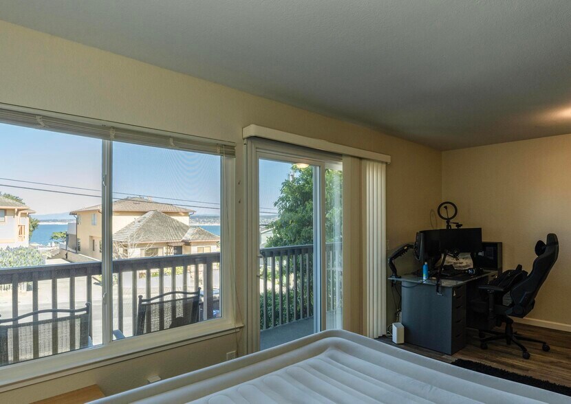 More Photos Of 457 Spencer St, Monterey Apartments For Sale