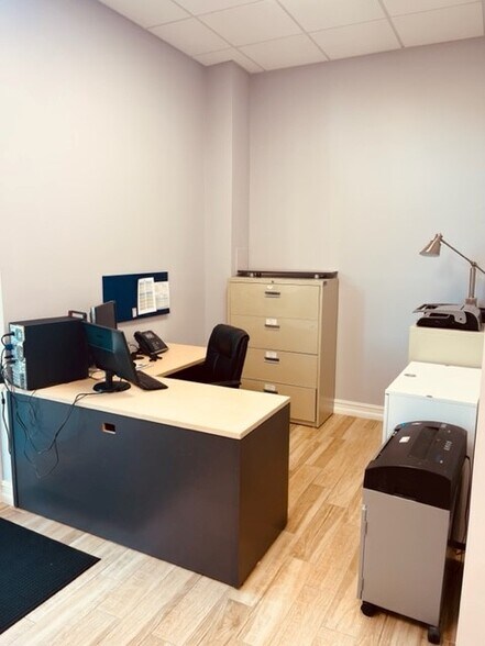 More Photos Of 300-488 N Federal Hwy, Boynton Beach Apartments For Lease