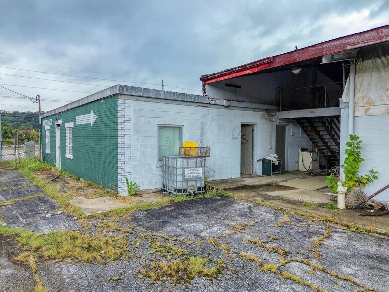 More Photos Of 7 Reilly Rd, Frankfort Freestanding For Sale