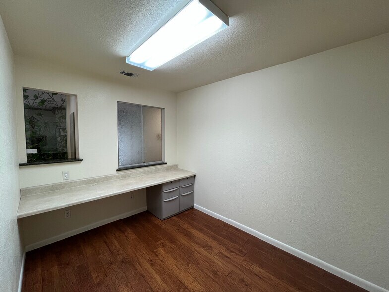 More Photos Of 1260 River Acres Dr, New Braunfels Medical For Lease