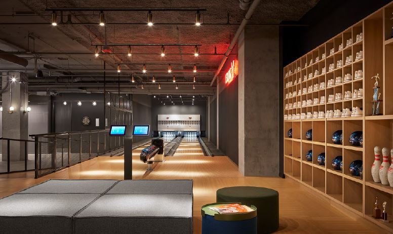 More Photos Of 311 W Monroe St, Chicago Coworking Space