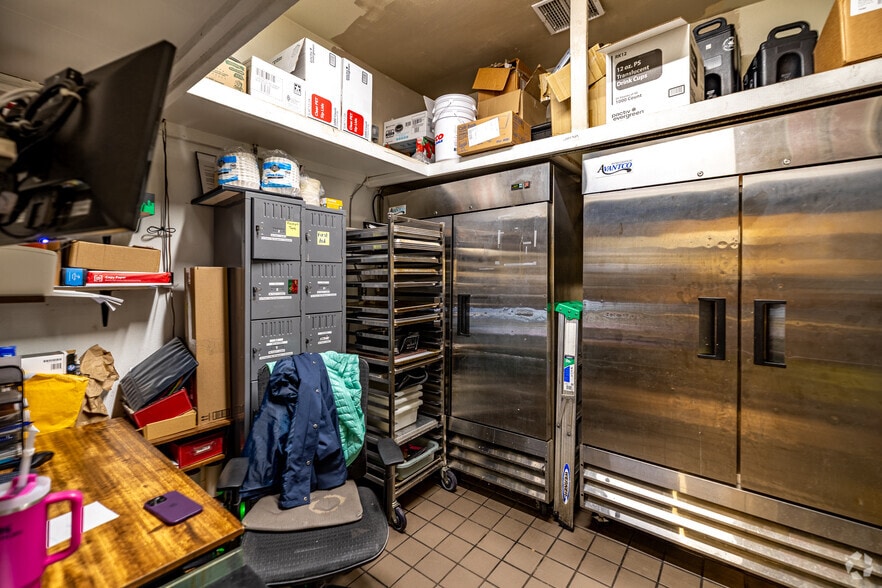 More Photos Of 34114 Pacific Coast Hwy, Dana Point Freestanding For Lease