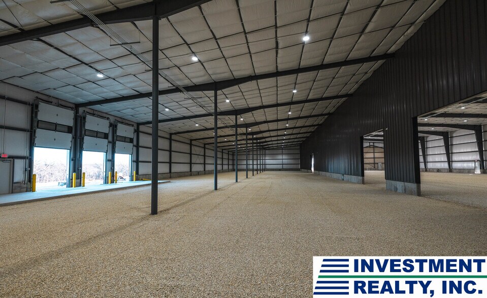 More Photos Of 405 Matlock Dr, Saint James Industrial For Lease