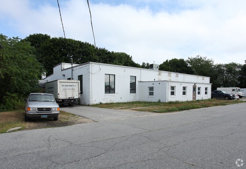 More Photos Of 25 Westwood Ave, New London Warehouse For Sale