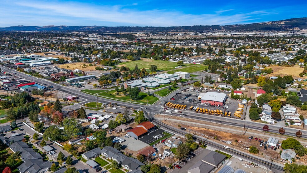 More Photos Of 17612 E Sprague Ave, Spokane Valley Office For Sale