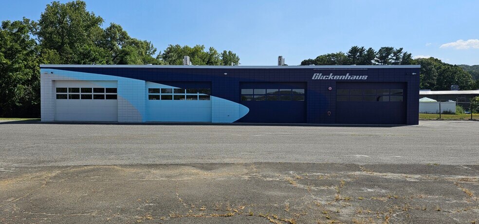 More Photos Of 45B Miry Brook Rd, Danbury Manufacturing For Sale
