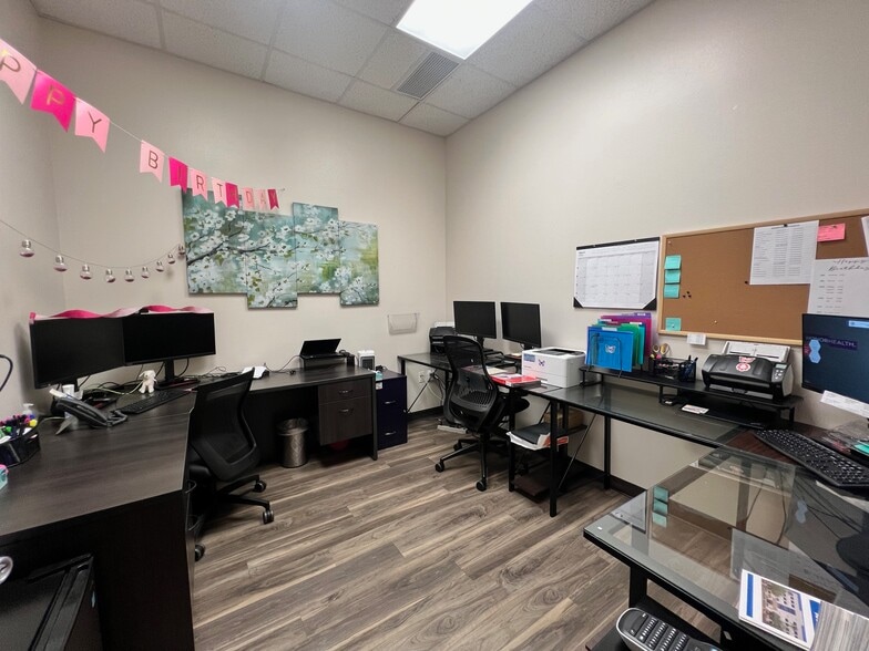 More Photos Of 9179 W Thunderbird Rd, Peoria Medical For Sale