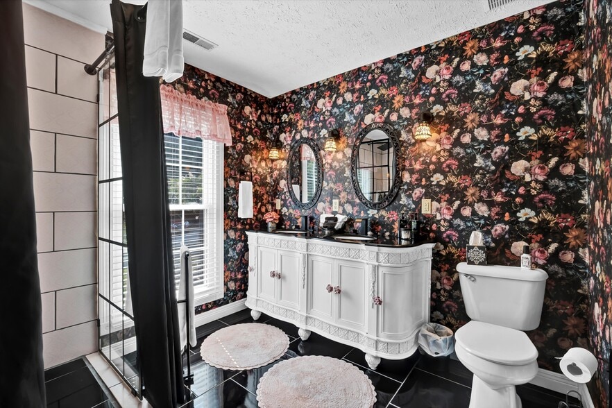 More Photos Of 110 Holy Cross Rd, Loretto Hospitality For Sale